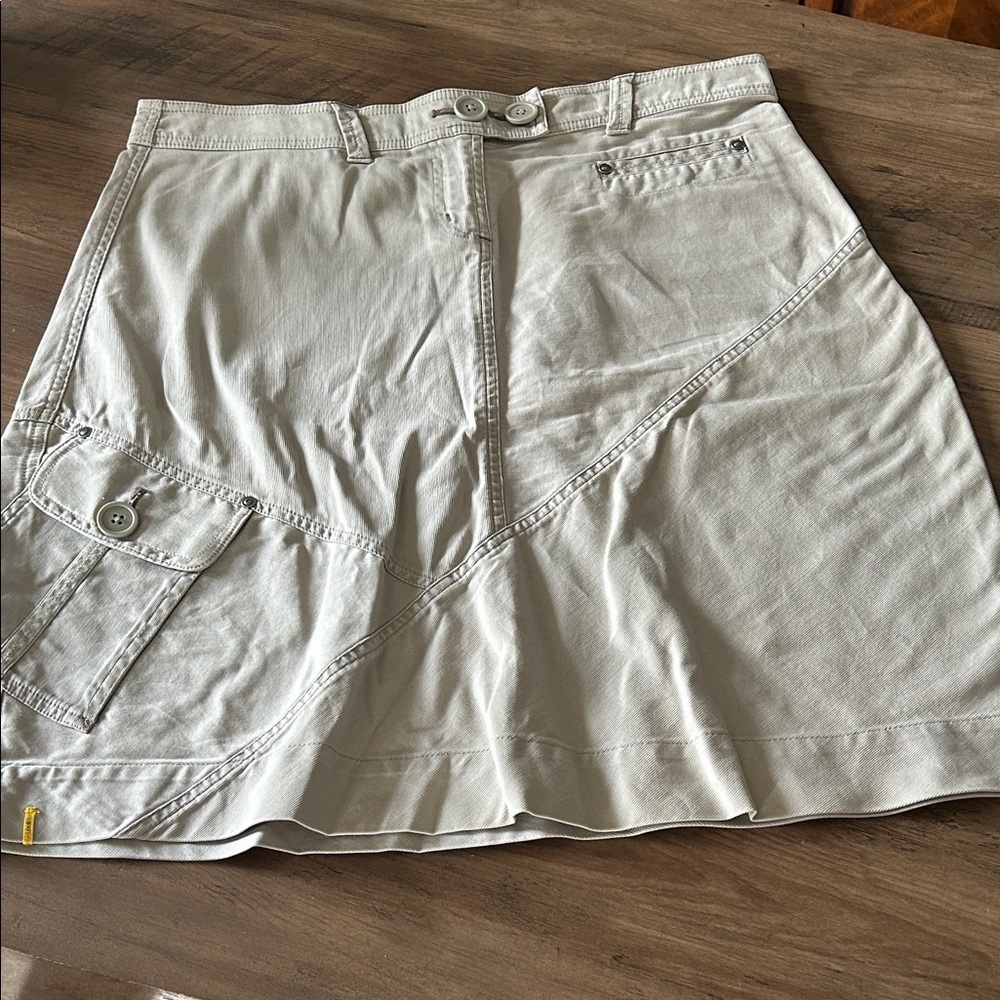 Lole Stylish Cream Skirt